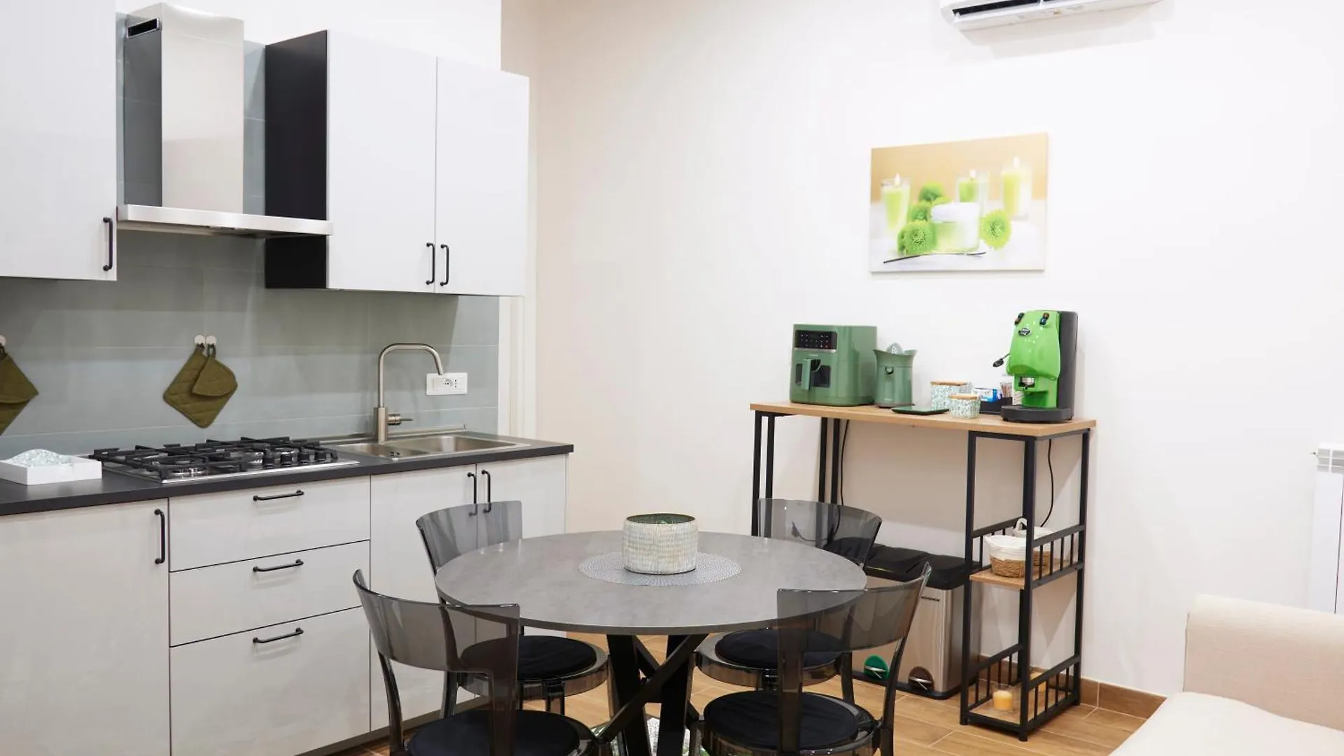 Cammarhouse Apartment Naples